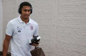 Zagueiro Pablo na chegada antes do jogo contra o Mirassol