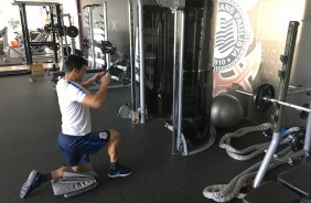 Balbuena em treino de musculatura