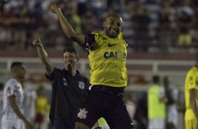 Fellipe Bastos feliz com a classificao do Corinthians contra o Brusque
