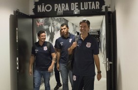 Comissão técnica chegando na Arena para duelo contra o Santos, pelo Paulistão