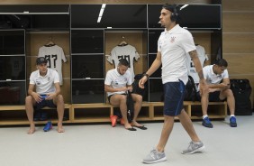 Fagner no vestiário da Arena antes da partida contra o Santos