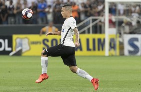 Foi dos pés de Guilherme Arana que saiu o cruzamento para o gol de Jô