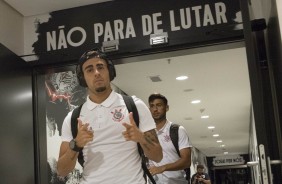 Gabriel chegando na Arena para jogo contra o Santos, pelo Campeonato Paulista