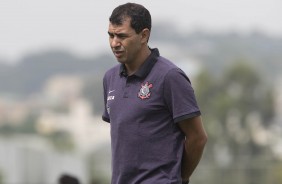 Carille comandou treino da manhã