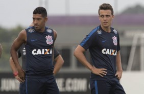 Léo Príncipe e Rodrigo Figueiredo em treino da tarde