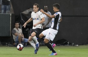 Rodriguinho durante o jogo contra o Santos pelo Paulistão