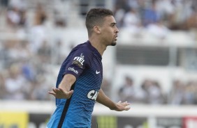 Léo Santos durante comemoração pelo seu primeiro gol com a camisa do Timão