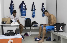 Marciel e Guilherme no vestirio do Moiss Lucarelli antes do jogo contra a Ponte Preta