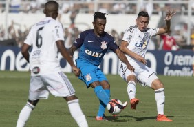 Paulo Roberto foi titular diante da Ponte Preta