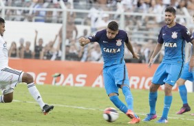 Pedro Henrique e Léo Santos durante jogo contra a Ponte Preta