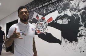 Kazim antes do duelo contra a Luverdense, na Arena