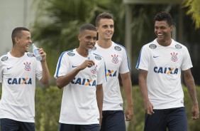 Luiddy, Pedrinho, Rodrigo Figueiredo e Bruno Paulo durante treino do Timão