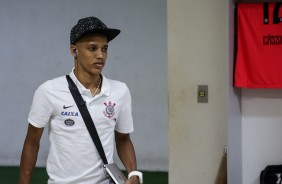 Pedrinho no vestiário da Fonte Luminosa antes do duelo contra a Ferroviária