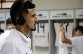 Pedro Henrique no vestiário antes do jogo contra a Ferroviária
