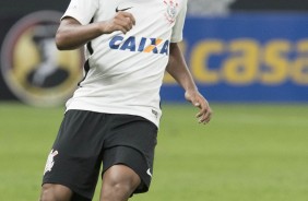Léo príncipe em ação na partida contra o RB Brasil pelo campeonato paulista