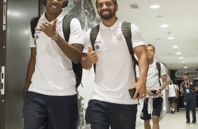 Moisés e Guilherme no vestiário da Arena Corinthians