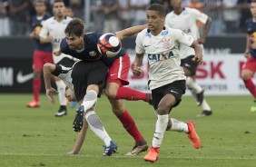 Pedrinho em ação contra o RB Brasil pelo campeonato paulista