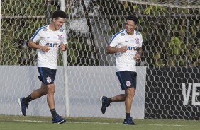 Giovanni Augusto e Marquinhos Gabriel no treino do Corithians no CT Joaquim Grava