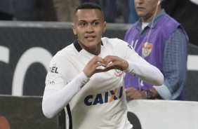 Léo Jabá comemora gol contra o Linense pela última rodada do campeonato paulista