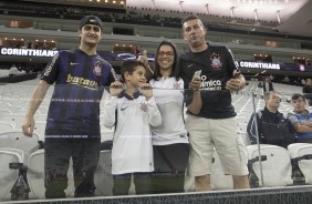 Torcida antes da partida contra o Linense pelo Campeonato Paulista