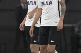 Balbuena e Pedro Henrique em ao na vitria contra o Linense campeonato paulista