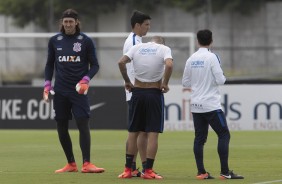 Cássio, Balbuena e Fagner no treino do Corinthians antes da partida contra o Botafogo-SP