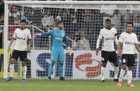 Diego em ao na vitria contra o Linense pela ltima rodada do campeonato paulista