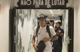 Guilherme Arana chegando à Arena para enfrentar a La U, pela Sul-Americana