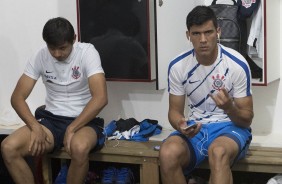 Balbuena aguardando no vestiário em Ribeirão, partida contra o Botafogo-SP