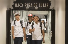 Lo Jab e Lo Santos chegando  Arena para enfrentar a La U, pela Sul-Americana