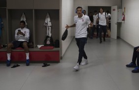 Guilherme Arana antes do duelo contra o Internacional, no Beira Rio, pela Copa do Brasil