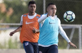 Bruno Paulo e Lo Jab fazem atividade com bola j de olho no Internacional