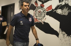 Carille chegando  Arena para enfrentar o Internacional, pela Copa do Brasil