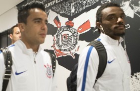 Jadson e Paulo Roberto chegando  Arena para enfrentar o Internacional, pela Copa do Brasil