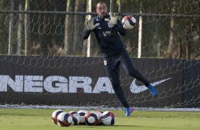 Walter segue treinando de olho na retomada da titularidade