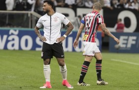 Kazim se lamente durante partida contra o So Paulo, na Arena, pelo Paulisto