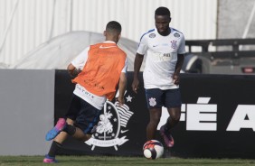 Mendoza durante reapresentação do time após ser eliminado pelo Internacional, na Arena
