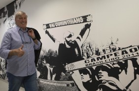 Flávio Adauto chegando à Arena para assistir a semifinal entre Corinthians e São Paulo