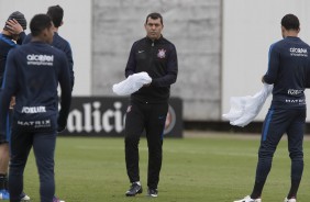 Durante o treino, Carille esboçou uma equipe titular para a final