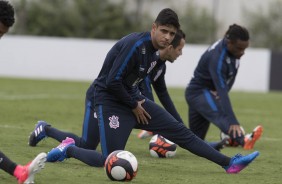 Os jogadores se prepararam para o rachão com atividades específicas