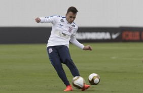 Maycon esteve emprestado à Ponte na temporada passada