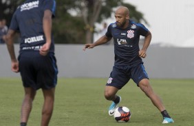 Fellipe Bastos treina durante reapresentao do Corinthians aps os 3 a 0 contra a Ponte Preta