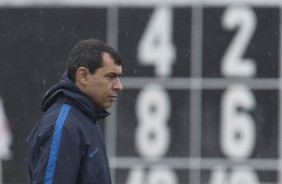 O treino foi comandado pelo técnico Fábio Carille