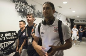 Pablo chegando aos vestiários da Arena para a final contra a Ponte Preta