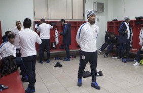 Kazim no vestiário antes do duelo contra a La U, no Chile