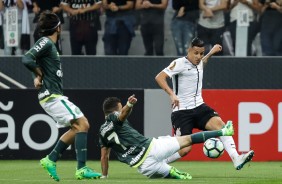 Porém, no segundo tempo, o Timão passou a sofrer com a marcação da Chapecoense