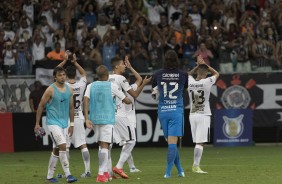 Jogadores agradecem a torcida que foi  Fonte Nova acompanhar a partida contra o Vitria