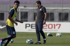 Fábio Carille no treino do Corinthians no CT Joaquim Grava