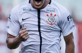 Rodriguinho marcou mais um gol contra o Atltico-GO