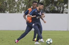 Clayson, que fez sua estreia em Gois, treina no CT Joaquim Grava